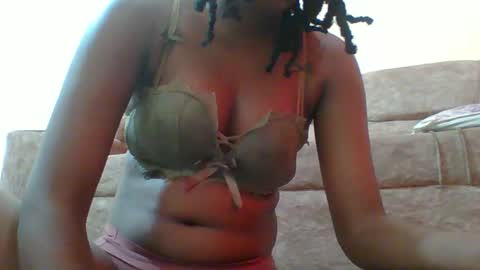 love online show from February 10, 4:52 am