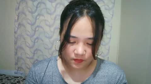 Snapshot of hotbabymomma chatting on February 26, 1:03 am Lynn online show from February 26, 1:03 am