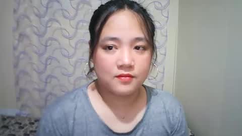 Snapshot of hotbabymomma chatting on March 4, 1:01 am Lynn online show from March 4, 1:01 am