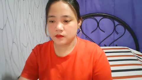 Snapshot of hotbabymomma chatting on March 10, 1:34 am Lynn online show from March 10, 1:34 am