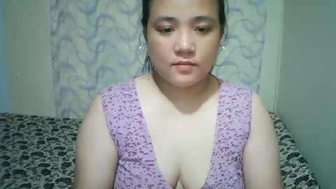 Snapshot of hotbabymomma chatting on February 23, 8:22 am Lynn online show from February 23, 8:22 am