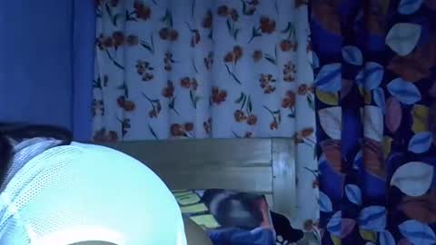 Snapshot of hotcelici chatting on October 20, 6:05 am hotcelici online show from October 20, 6:05 am