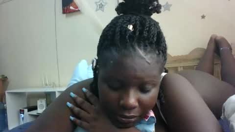 Snapshot of hotebbbyy chatting on January 12, 11:07 am EBBY online show from January 12, 11:07 am