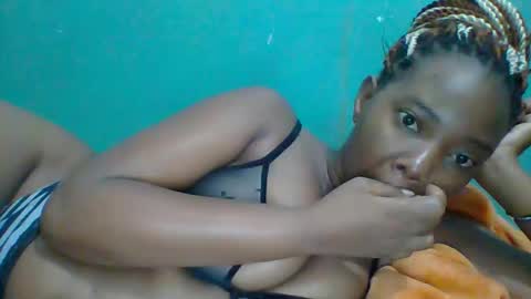 Queen online show from March 25, 5:00 am