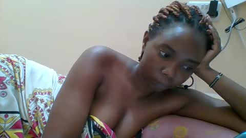 Queen online show from October 15, 7:22 am