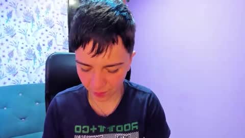 Snapshot of hothannah_ chatting on October 16, 2:14 am hannah online show from October 16, 2:14 am