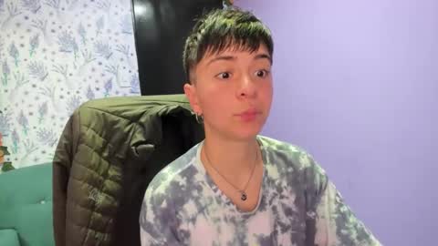 Snapshot of hothannah_ chatting on October 17, 2:48 am hannah online show from October 17, 2:48 am