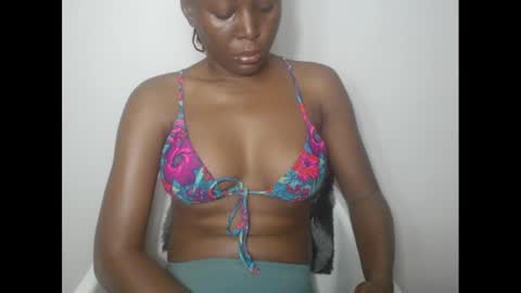 hotjessie0 online show from January 13, 4:18 am