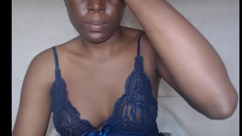 hotjessie0 online show from October 12, 6:16 am