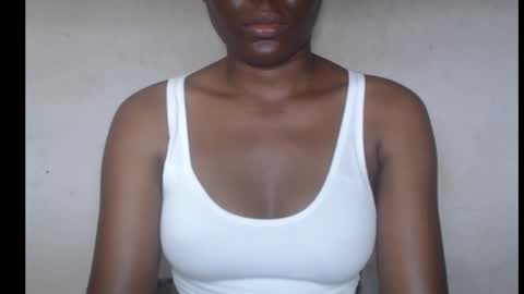 hotjessie0 online show from October 13, 7:22 am