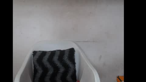 hotjessie0 online show from November 9, 7:26 am