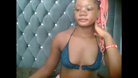 LOYCE online show from March 2, 8:54 am