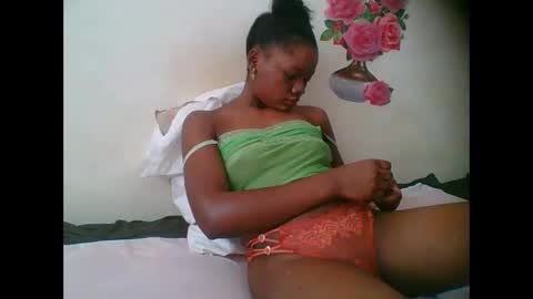 Snapshot of hotjeylee chatting on October 26, 10:22 am LOYCE online show from October 26, 10:22 am