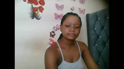 Snapshot of hotjeylee chatting on October 11, 11:47 am LOYCE online show from October 11, 11:47 am