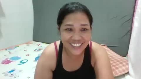 Snapshot of hotlavender chatting on September 15, 2:31 am hotlavender online show from September 15, 2:31 am