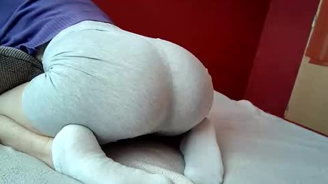 Makenzie online show from December 30, 8:54 am