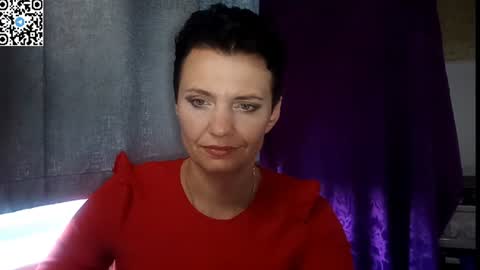 hotmamaqueen234 online show from July 6, 11:15 am