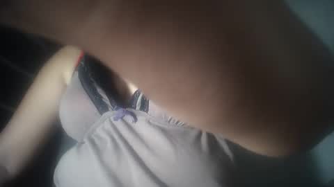 Snapshot of hotmatureladyxxx chatting on December 16, 8:20 am hotmatureladyxxx online show from December 16, 8:20 am