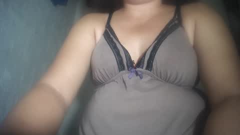 Snapshot of hotmatureladyxxx chatting on December 14, 10:07 pm hotmatureladyxxx online show from December 14, 10:07 pm