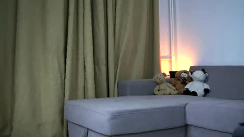 Molly online show from June 16, 2:56 am