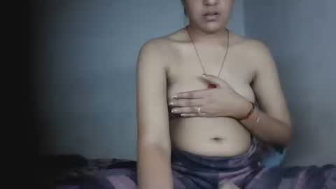 lola online show from May 17, 4:06 pm