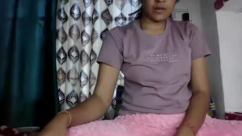 lola online show from January 2, 6:18 am