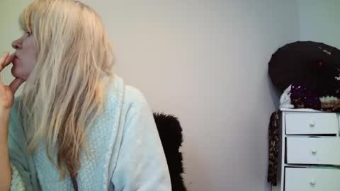 Snapshot of hotpepperrose chatting on February 7, 5:07 pm hotpepperose online show from February 7, 5:07 pm