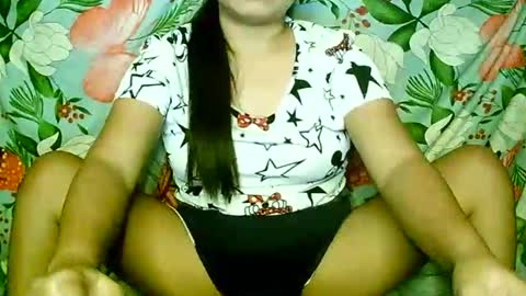 hotpussy_lipsxx69 online show from January 7, 1:42 am