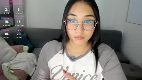 Snapshot of hottbee1 chatting on September 9, 7:57 pm AMY online show from September 9, 7:57 pm