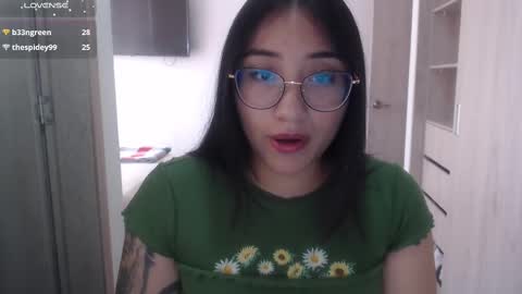 Snapshot of hottbee1 chatting on February 12, 5:48 pm AMY online show from February 12, 5:48 pm