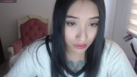 Snapshot of hottbee1 chatting on December 21, 9:36 pm AMY online show from December 21, 9:36 pm