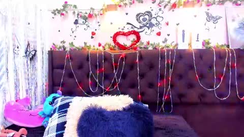 HottCandy21 online show from March 7, 8:33 pm