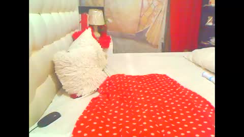 Snapshot of hottesa2019 chatting on October 12, 8:22 pm THEONE online show from October 12, 8:22 pm