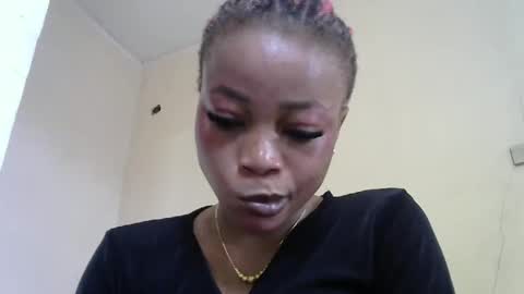 hottie baddie14 online show from December 19, 10:29 am