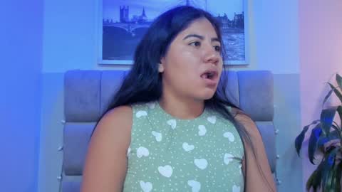 Snapshot of hottie_mine_ chatting on January 11, 6:54 pm 2pm - 9pm GMT-5 online show from January 11, 6:54 pm