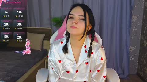 Lucy online show from February 4, 6:25 am