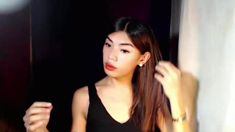 hotty_zeah online show from October 14, 6:38 am