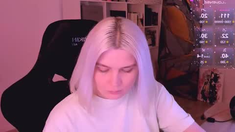 Nessie and Jessie online show from February 18, 1:32 am