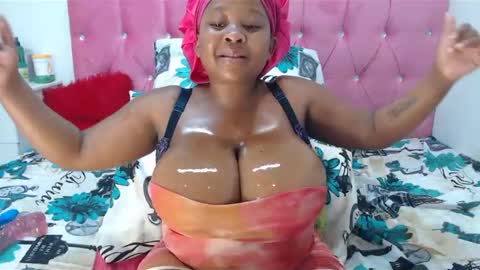 hottyboobsxxx online show from February 19, 11:17 am