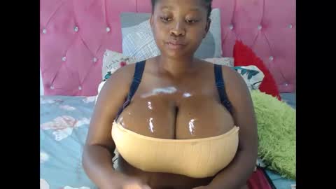 hottyboobsxxx online show from January 19, 7:25 am