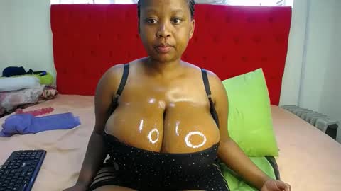 hottyboobsxxx online show from December 2, 10:27 am
