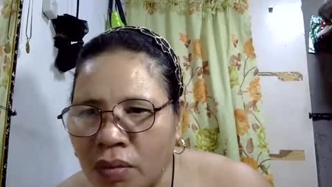 hottycrissy4u online show from June 15, 5:29 am