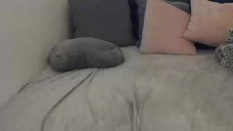 Snapshot of hotwife9 chatting on September 20, 1:27 am hotwife9 online show from September 20, 1:27 am