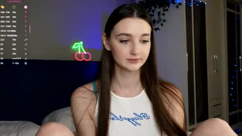 Snapshot of huba_booba chatting on October 5, 8:08 am Diane online show from October 5, 8:08 am