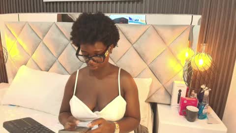 huddah online show from September 15, 11:29 am