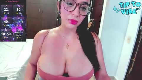 clara online show from October 7, 12:37 am