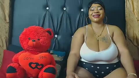 humongoustitss500929 online show from October 5, 6:46 pm