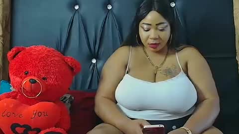 humongoustitss500929 online show from October 29, 6:50 am