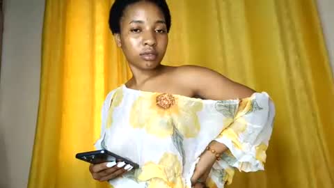 Snapshot of hunsweetpie chatting on November 1, 12:42 pm hunsweetpie online show from November 1, 12:42 pm