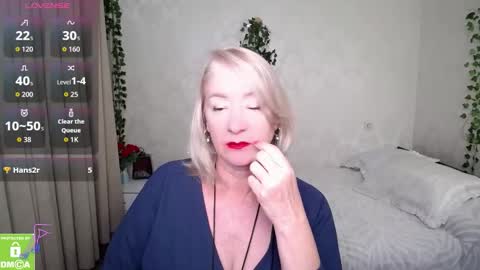 Snapshot of hunters_woman chatting on September 10, 5:46 pm Irena online show from September 10, 5:46 pm